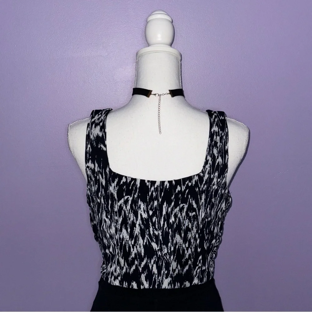 FINAL PRICE!!  NWT House of Harlow Patterned Corset Top - Picture 10 of 13